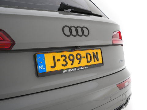 Audi Q5 55 TFSI S-Line Competition Quattro (Plug-In) Aut. *PANO | LEATHER | FULL-LED | HEATED-SPORTSEATS | KEYLESS | CAMERA | NAVI-FULLMAP | PRIVACY-GLASS | DIGI-COCKPIT | CRUISE-ADPAPTIVE | DAB | 21"ALU*