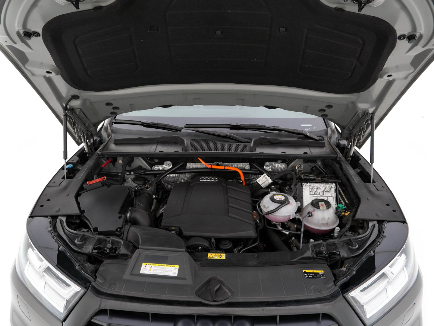 Audi Q5 55 TFSI S-Line Competition Quattro (Plug-In) Aut. *PANO | LEATHER | FULL-LED | HEATED-SPORTSEATS | KEYLESS | CAMERA | NAVI-FULLMAP | PRIVACY-GLASS | DIGI-COCKPIT | CRUISE-ADPAPTIVE | DAB | 21"ALU*