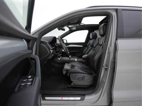 Audi Q5 55 TFSI S-Line Competition Quattro (Plug-In) Aut. *PANO | LEATHER | FULL-LED | HEATED-SPORTSEATS | KEYLESS | CAMERA | NAVI-FULLMAP | PRIVACY-GLASS | DIGI-COCKPIT | CRUISE-ADPAPTIVE | DAB | 21"ALU*