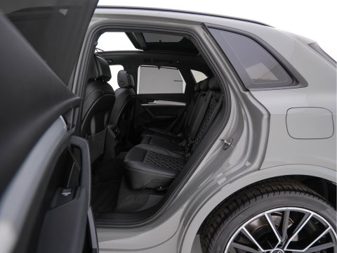 Audi Q5 55 TFSI S-Line Competition Quattro (Plug-In) Aut. *PANO | LEATHER | FULL-LED | HEATED-SPORTSEATS | KEYLESS | CAMERA | NAVI-FULLMAP | PRIVACY-GLASS | DIGI-COCKPIT | CRUISE-ADPAPTIVE | DAB | 21"ALU*