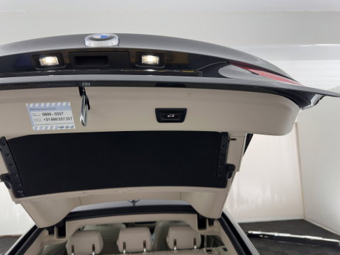 BMW 3-serie Gran Turismo 320i High Executive *PANO | LEATHER | FULL-LED | HEATED-COMFORTSEATS | NAVI-FULLMAP | ECC | PDC | CRUISE | TOWBAR | 18''ALU*
