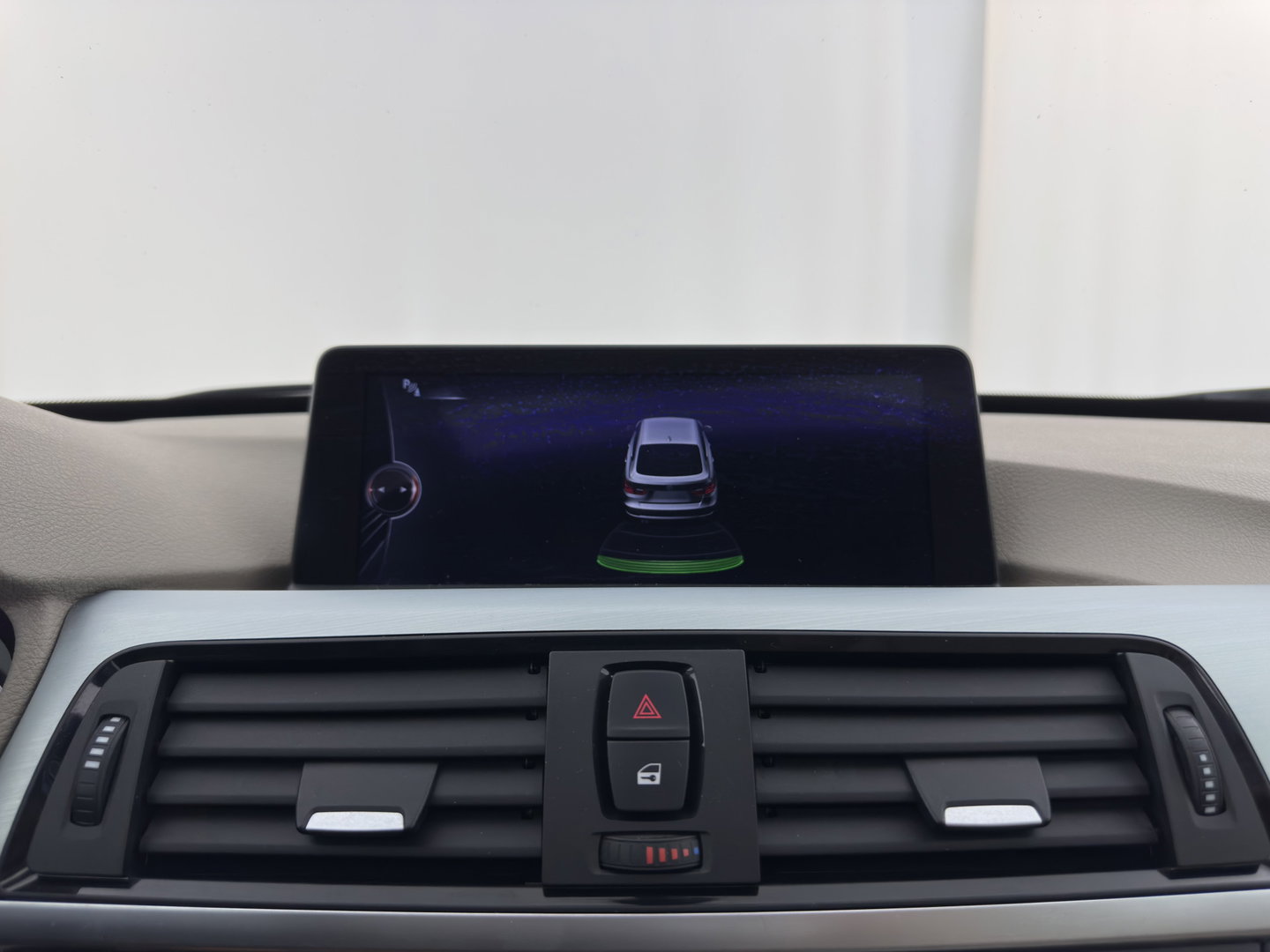 BMW 3-serie Gran Turismo 320i High Executive *PANO | LEATHER | FULL-LED | HEATED-COMFORTSEATS | NAVI-FULLMAP | ECC | PDC | CRUISE | TOWBAR | 18''ALU*