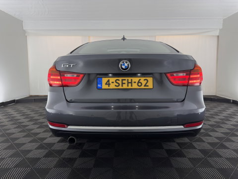 BMW 3-serie Gran Turismo 320i High Executive *PANO | LEATHER | FULL-LED | HEATED-COMFORTSEATS | NAVI-FULLMAP | ECC | PDC | CRUISE | TOWBAR | 18''ALU*
