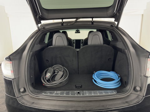 Tesla Model X 100D [ 6-Pers. ] [3-Fase-17kW] {SoH-81%} Aut. *PANO-WINDOW | AUTO-PILOT | LEATHER-FABRIC | NAVI-FULLMAP | FULL-LED | AIRSUSPENSION | DIGI-COCKPIT | CCS-FASTLOADER | KEYLESS | DAB+ | HEATED-SPORTSEATS | PRIVACY-GLASS | 20"ALU*