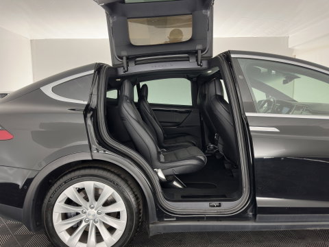 Tesla Model X 100D [ 6-Pers. ] [3-Fase-17kW] {SoH-81%} Aut. *PANO-WINDOW | AUTO-PILOT | LEATHER-FABRIC | NAVI-FULLMAP | FULL-LED | AIRSUSPENSION | DIGI-COCKPIT | CCS-FASTLOADER | KEYLESS | DAB+ | HEATED-SPORTSEATS | PRIVACY-GLASS | 20"ALU*
