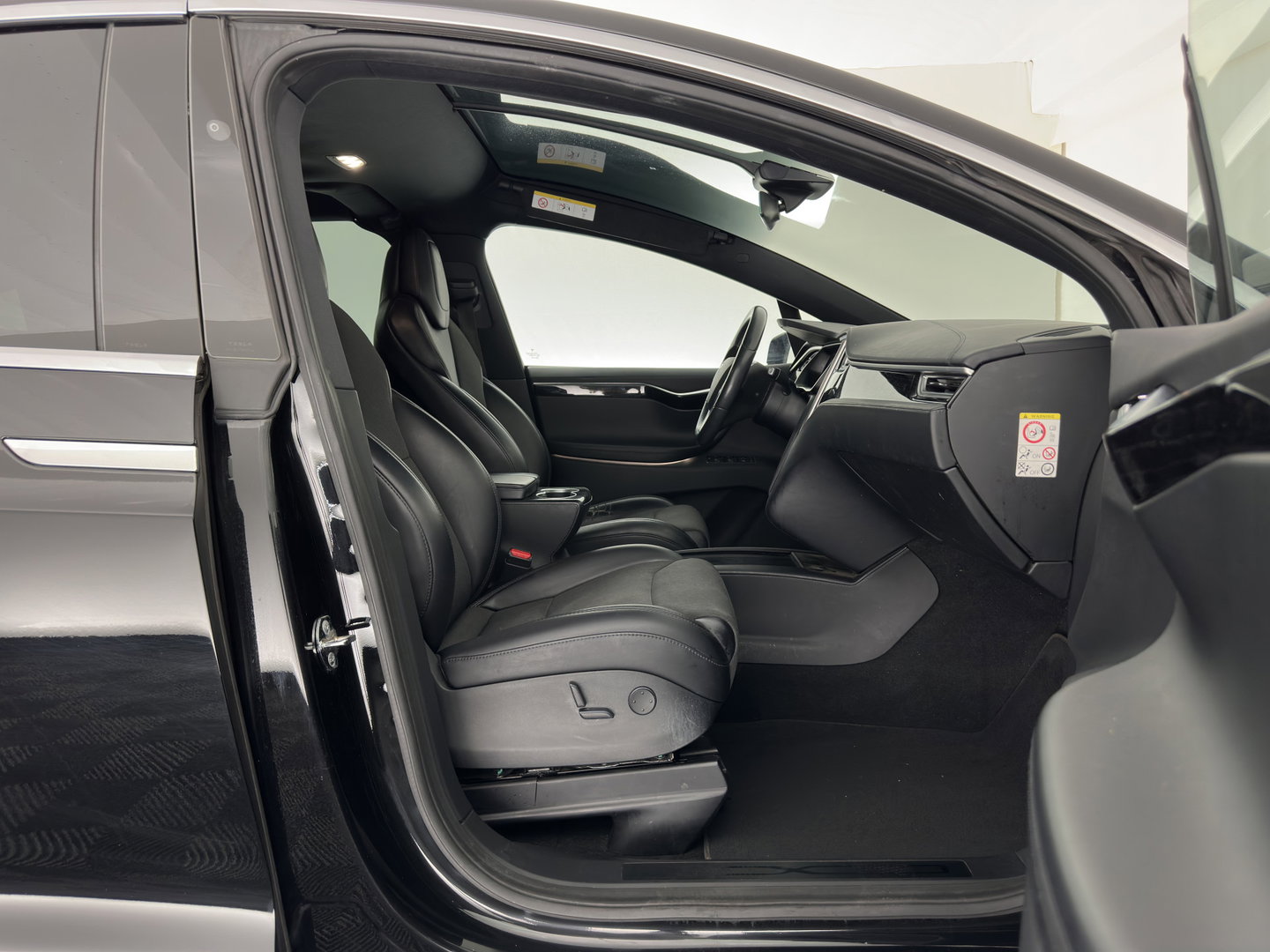 Tesla Model X 100D [ 6-Pers. ] [3-Fase-17kW] {SoH-81%} Aut. *PANO-WINDOW | AUTO-PILOT | LEATHER-FABRIC | NAVI-FULLMAP | FULL-LED | AIRSUSPENSION | DIGI-COCKPIT | CCS-FASTLOADER | KEYLESS | DAB+ | HEATED-SPORTSEATS | PRIVACY-GLASS | 20"ALU*