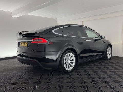 Tesla Model X 100D [ 6-Pers. ] [3-Fase-17kW] {SoH-81%} Aut. *PANO-WINDOW | AUTO-PILOT | LEATHER-FABRIC | NAVI-FULLMAP | FULL-LED | AIRSUSPENSION | DIGI-COCKPIT | CCS-FASTLOADER | KEYLESS | DAB+ | HEATED-SPORTSEATS | PRIVACY-GLASS | 20"ALU*