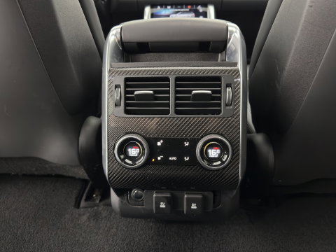 Land Rover Range Rover Sport 5.0 V8 SC SVR Aut. *PANO | LEATHER | MATRIX-LED | HEAD-UP | CARBON | ADAPTIVE-CRUISE | MEMORY-PACK | MERIDIAN-AUDIO | BLINDSPOT | TOPVIEW | DIGI-COCKPIT | HEATED-SPORTSEATS | PRIVACY-GLASS | SHIFTPADDLES |