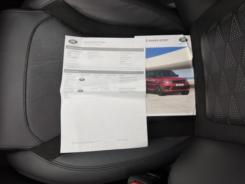 Land Rover Range Rover Sport 5.0 V8 SC SVR Aut. *PANO | LEATHER | MATRIX-LED | HEAD-UP | CARBON | ADAPTIVE-CRUISE | MEMORY-PACK | MERIDIAN-AUDIO | BLINDSPOT | TOPVIEW | DIGI-COCKPIT | HEATED-SPORTSEATS | PRIVACY-GLASS | SHIFTPADDLES |