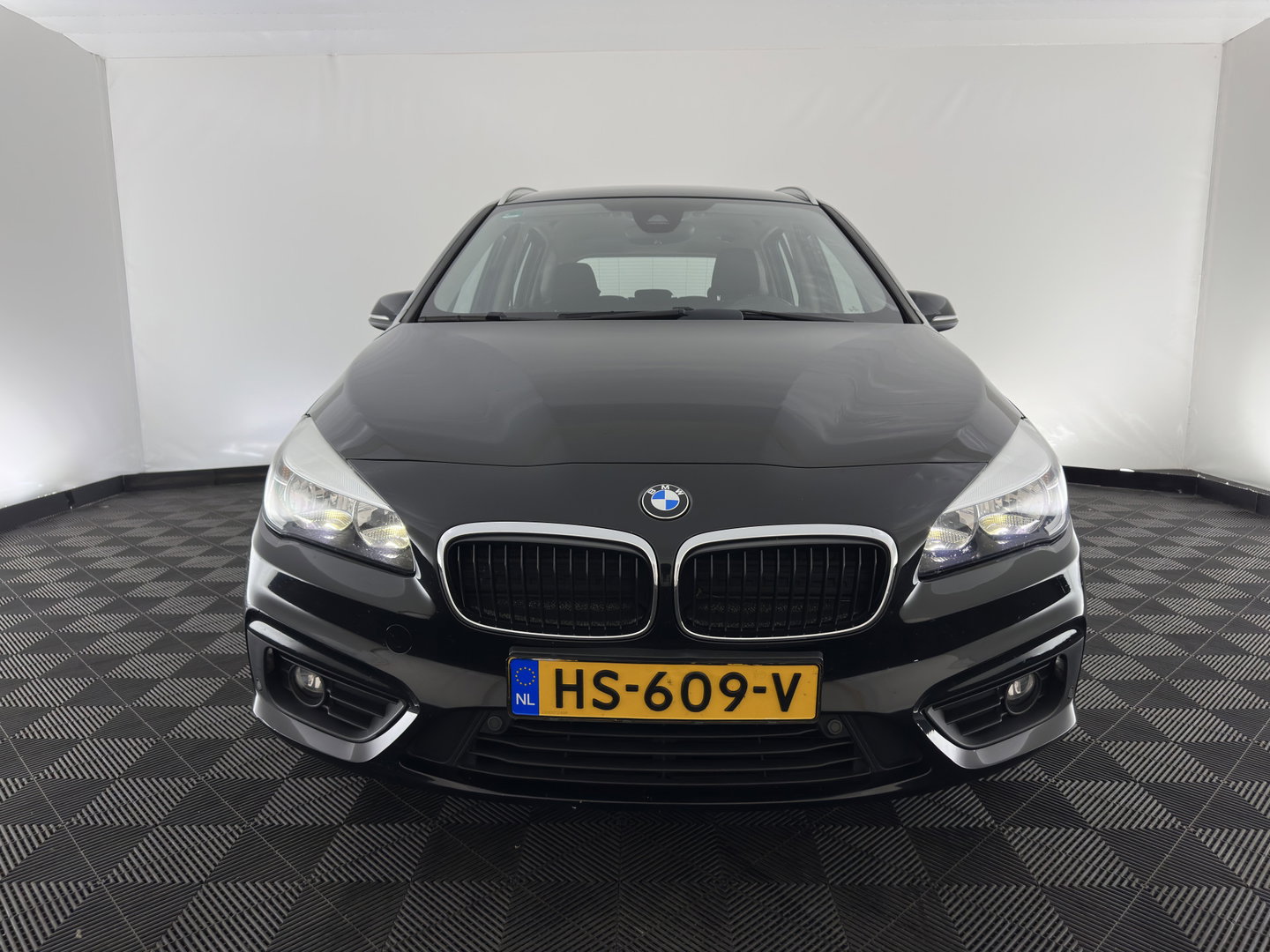 BMW 2 Serie Gran Tourer 216d Corporate Lease Essential [ 7-Pers. ] *NAVI-FULLMAP | COMFORTSEATS | ECC | PDC | CRUISE | TOWBAR | 16''ALU*