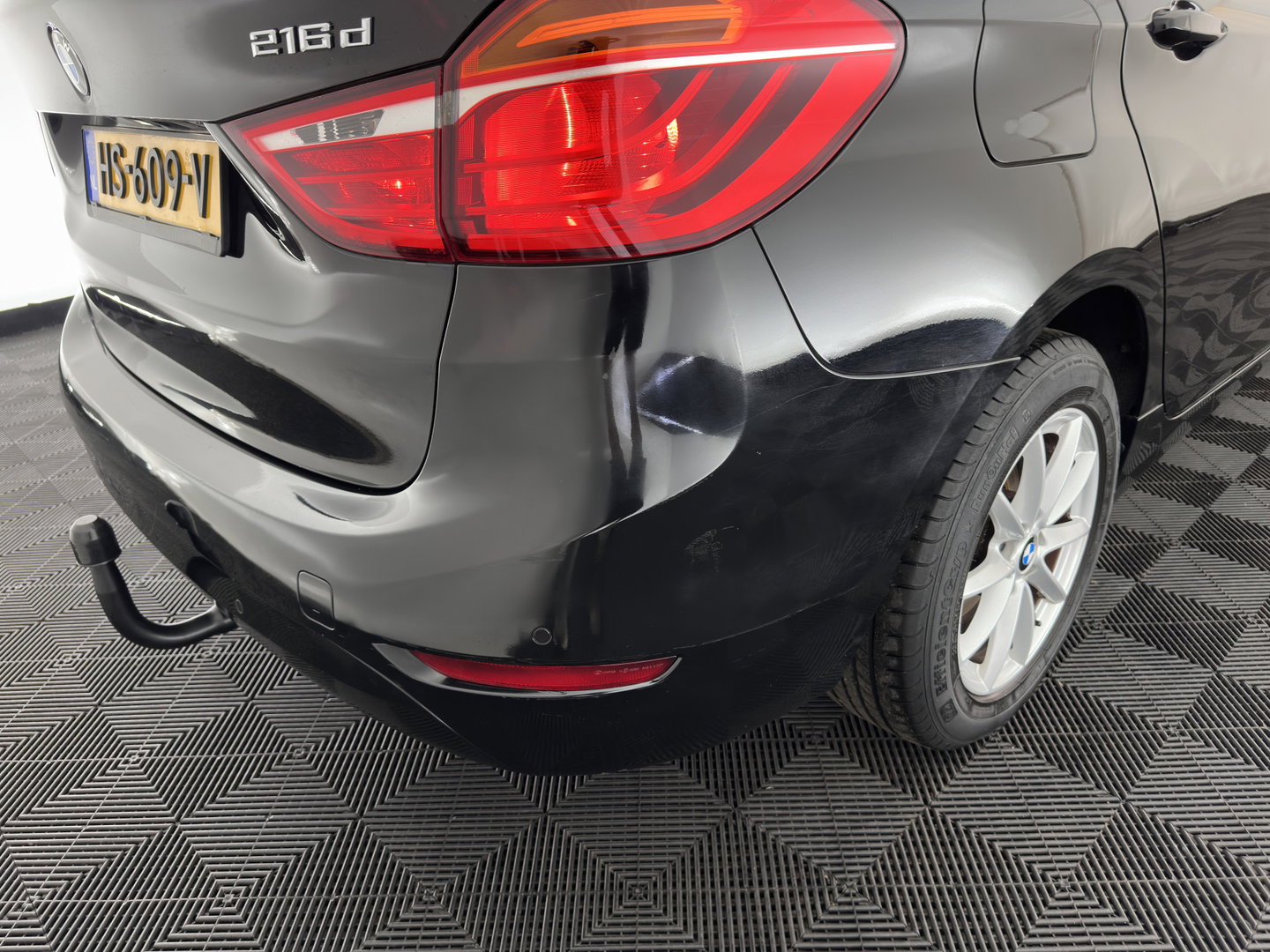 BMW 2 Serie Gran Tourer 216d Corporate Lease Essential [ 7-Pers. ] *NAVI-FULLMAP | COMFORTSEATS | ECC | PDC | CRUISE | TOWBAR | 16''ALU*