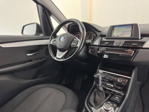 BMW 2 Serie Gran Tourer 216d Corporate Lease Essential [ 7-Pers. ] *NAVI-FULLMAP | COMFORTSEATS | ECC | PDC | CRUISE | TOWBAR | 16''ALU*