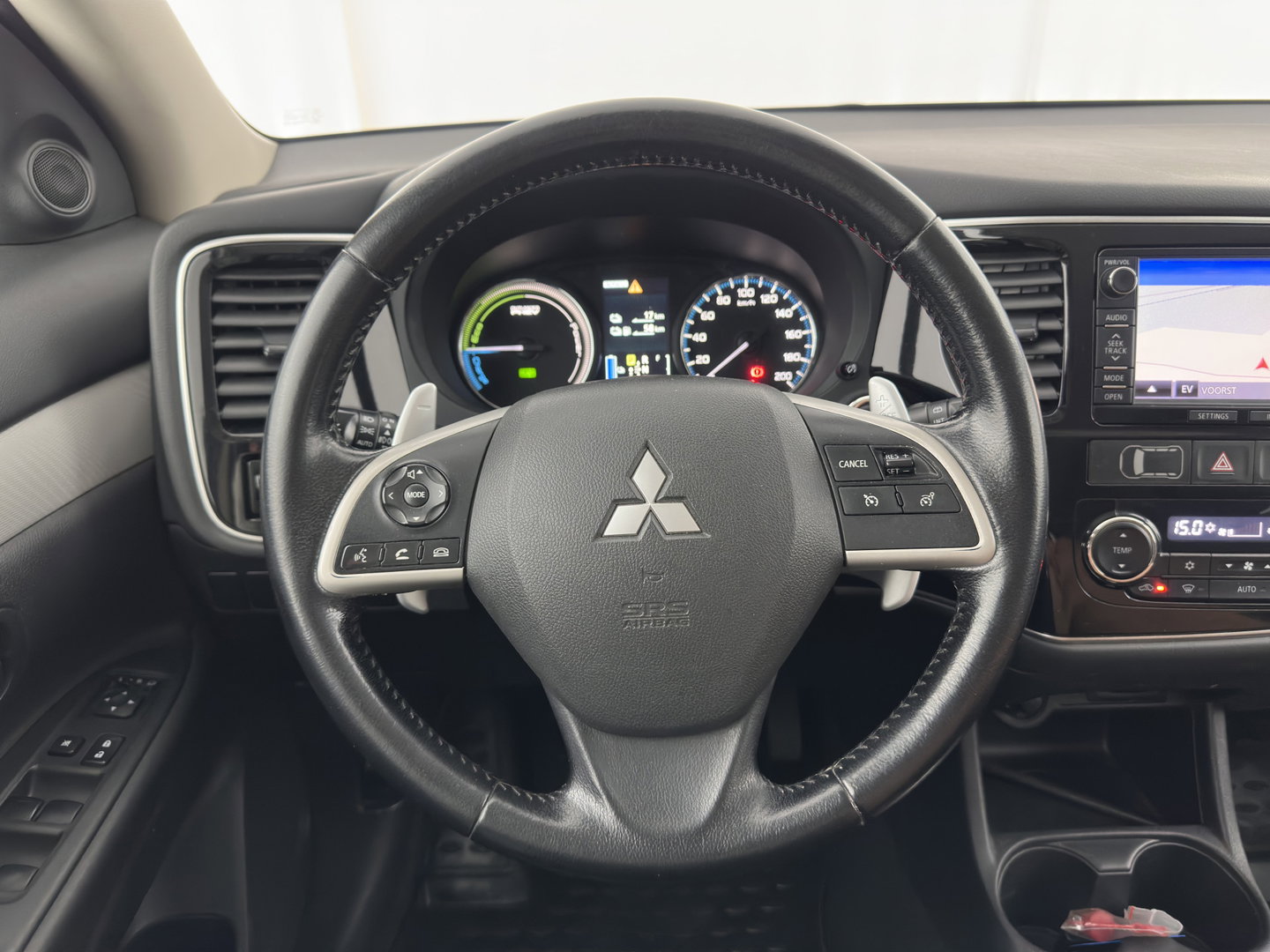 Mitsubishi Outlander 2.0 PHEV Business Edition X-Line AWD (Plug-In) {SoH-76%} Aut. *LEATHER-FABRIC | NAVI-FULLMAP | KEYLESS | CAMERA | COMFORTSEATS | ECC | CRUISE | PRIVACY-GLASS | SHIFTPADDLES | TOWBAR | 18''ALU*