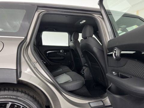 MINI Clubman 2.0 Cooper D Serious Business Aut. *LEATHER-FABRIC | FULL-LED | HARMAN/KARDON | SPORTSEATS | KEYLESS | NAVI-FULLMAP | ECC | PDC | CRUISE | AMBIENTLIGHT | 17''ALU*