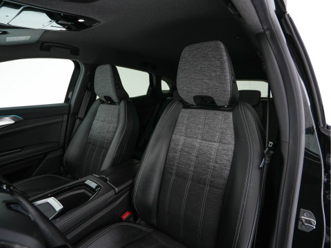 Renault Austral 1.2 E-Tech full hybrid 200 techno (INCL-BTW) *LEATHER-FABRIC | FULL-LED | HEATED-COMFORTSEATS | DIGI-COCKPIT | BLINDSPOT | CAMERA | NAVI-FULLMAP | KEYLESS | PRIVACY-GLASS | SHIFTPADDLES | CARPLAY | TOWBAR | 19''ALU *