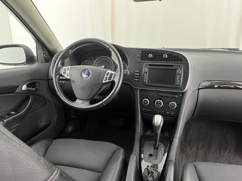 Saab 9-3 Sport Estate 1.8t Vector Aut. *LEATHER-FABRIC | XENON | NAVI-FULLMAP | HEATED-COMFORTSEATS | PRIVACY-GLASS | ECC | PDC | TOWBAR | CRUISE | 17''ALU*