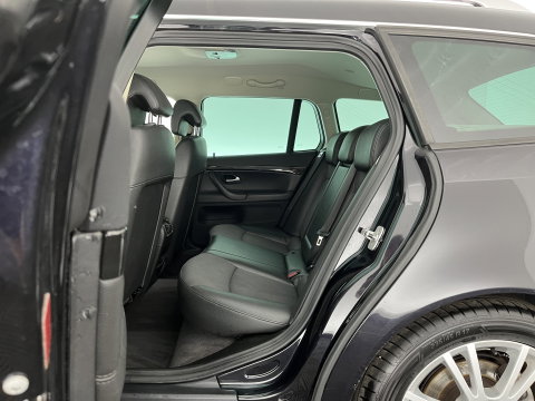 Saab 9-3 Sport Estate 1.8t Vector Aut. *LEATHER-FABRIC | XENON | NAVI-FULLMAP | HEATED-COMFORTSEATS | PRIVACY-GLASS | ECC | PDC | TOWBAR | CRUISE | 17''ALU*