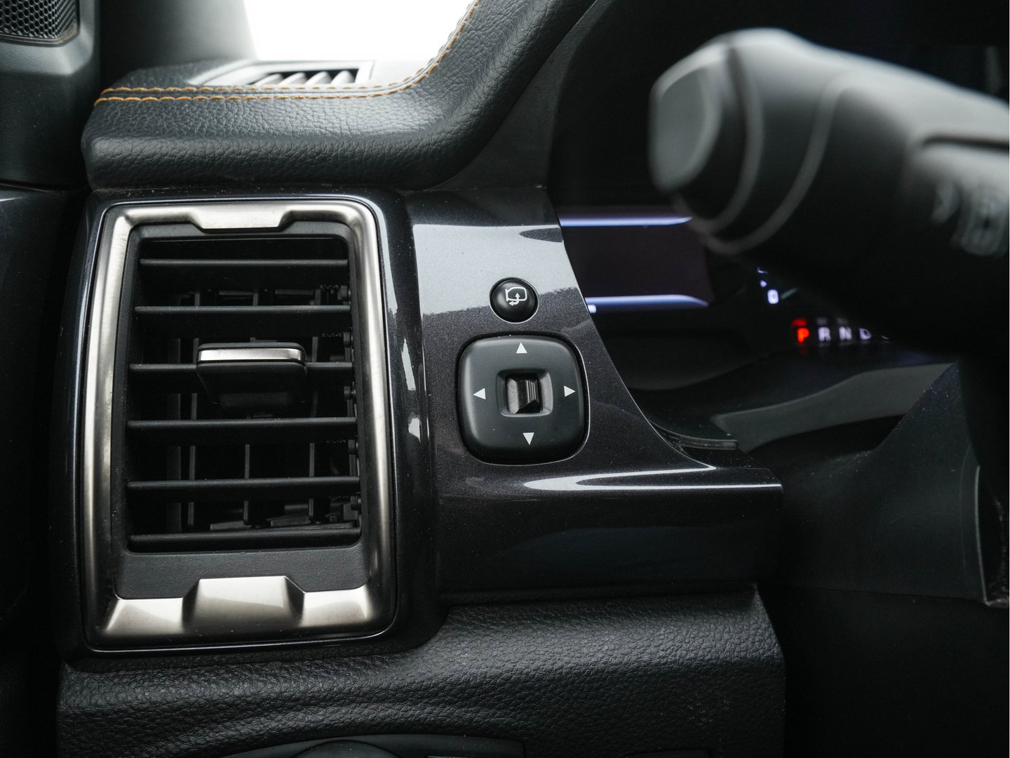 Ford Ranger 2.0 EcoBlue Wildtrak Supercab AWD Aut. *FULL-LED | LEATHER-ALCANTARA | ADAPTIVE-CRUISE | HEATED-COMFORTSEATS | CAMERA | KEYLESS | NAVI-FULLMAP | PRIVACY-GLASS | DAB+ | ECC | PDC | CRUISE | TOWBAR | FORD-SYNC-3 | 18''ALU*