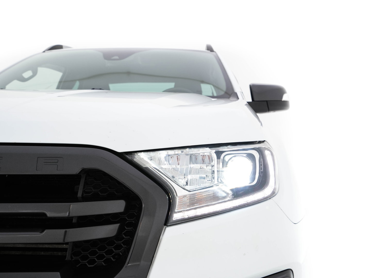 Ford Ranger 2.0 EcoBlue Wildtrak Supercab AWD Aut. *FULL-LED | LEATHER-ALCANTARA | ADAPTIVE-CRUISE | HEATED-COMFORTSEATS | CAMERA | KEYLESS | NAVI-FULLMAP | PRIVACY-GLASS | DAB+ | ECC | PDC | CRUISE | TOWBAR | FORD-SYNC-3 | 18''ALU*