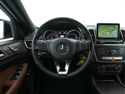 Mercedes-Benz GLE Coupé 400 4MATIC Aut. *LEATHER | FULL-LED | MEMORY-PACK | HEATED-CONTOURSEATS | CAMERA | NAVI-FULLMAP | TOPVIEW | SHIFTPADDLES | AMBIENTLIGHT | ECC | HEAD-UP | PDC | CRUISE | TOWBAR | 20''ALU*