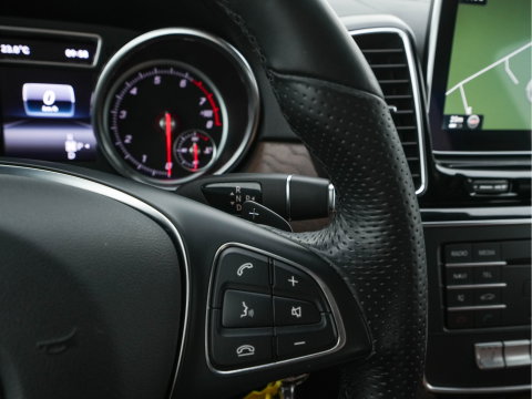 Mercedes-Benz GLE Coupé 400 4MATIC Aut. *LEATHER | FULL-LED | MEMORY-PACK | HEATED-CONTOURSEATS | CAMERA | NAVI-FULLMAP | TOPVIEW | SHIFTPADDLES | AMBIENTLIGHT | ECC | HEAD-UP | PDC | CRUISE | TOWBAR | 20''ALU*