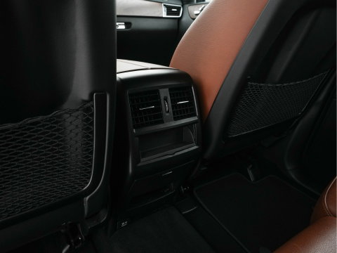Mercedes-Benz GLE Coupé 400 4MATIC Aut. *LEATHER | FULL-LED | MEMORY-PACK | HEATED-CONTOURSEATS | CAMERA | NAVI-FULLMAP | TOPVIEW | SHIFTPADDLES | AMBIENTLIGHT | ECC | HEAD-UP | PDC | CRUISE | TOWBAR | 20''ALU*
