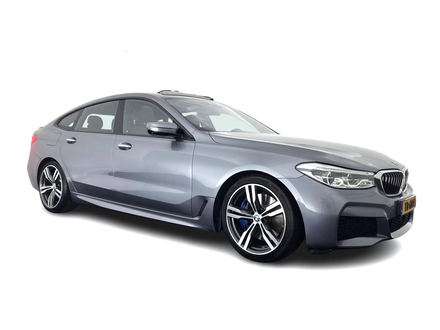 BMW 6 Serie Gran Turismo 640i xDrive M-Sportpack High Executive Aut. *PANO | LEATHER | BOWERS&WILKINS | BLINDSPOT | MEMORY-PACK | NIGHTVISION | TOPVIEW | DIGI-COCKPIT | HEATED-COMFORTSEATS | HEAD-UP | ADAPTIVE-CRUISE | KEYLESS | TOWBAR | SOFTCLOSE | 20''A