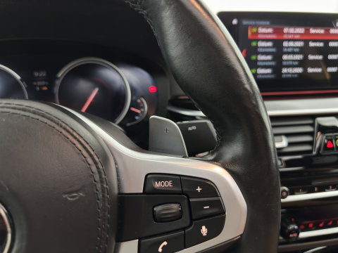 BMW 6 Serie Gran Turismo 640i xDrive M-Sportpack High Executive Aut. *PANO | LEATHER | BOWERS&WILKINS | BLINDSPOT | MEMORY-PACK | NIGHTVISION | TOPVIEW | DIGI-COCKPIT | HEATED-COMFORTSEATS | HEAD-UP | ADAPTIVE-CRUISE | KEYLESS | TOWBAR | SOFTCLOSE | 20''A