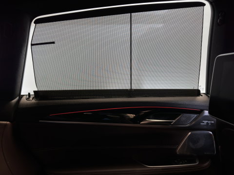 BMW 6 Serie Gran Turismo 640i xDrive M-Sportpack High Executive Aut. *PANO | LEATHER | BOWERS&WILKINS | BLINDSPOT | MEMORY-PACK | NIGHTVISION | TOPVIEW | DIGI-COCKPIT | HEATED-COMFORTSEATS | HEAD-UP | ADAPTIVE-CRUISE | KEYLESS | TOWBAR | SOFTCLOSE | 20''A