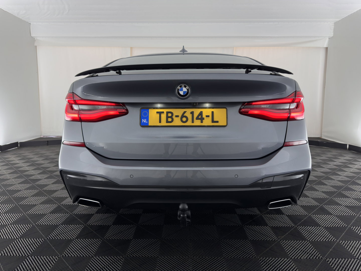 BMW 6 Serie Gran Turismo 640i xDrive M-Sportpack High Executive Aut. *PANO | LEATHER | BOWERS&WILKINS | BLINDSPOT | MEMORY-PACK | NIGHTVISION | TOPVIEW | DIGI-COCKPIT | HEATED-COMFORTSEATS | HEAD-UP | ADAPTIVE-CRUISE | KEYLESS | TOWBAR | SOFTCLOSE | 20''A
