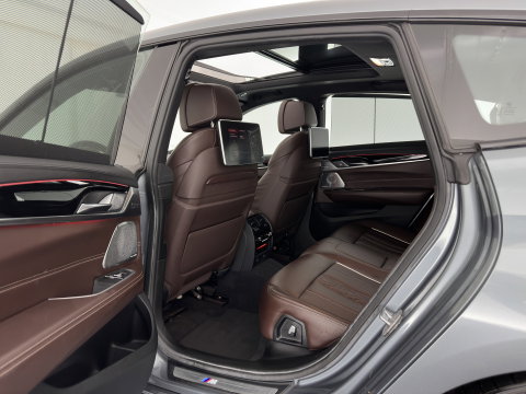 BMW 6 Serie Gran Turismo 640i xDrive M-Sportpack High Executive Aut. *PANO | LEATHER | BOWERS&WILKINS | BLINDSPOT | MEMORY-PACK | NIGHTVISION | TOPVIEW | DIGI-COCKPIT | HEATED-COMFORTSEATS | HEAD-UP | ADAPTIVE-CRUISE | KEYLESS | TOWBAR | SOFTCLOSE | 20''A