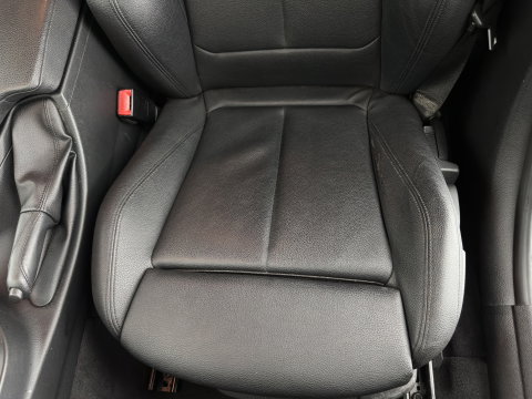 BMW 3-serie 320i Executive Aut. *FULL-LEATHER | SPORT-SEATS | NAVI-FULLMAP | ECC | PDC | CRUISE | 18''ALU*