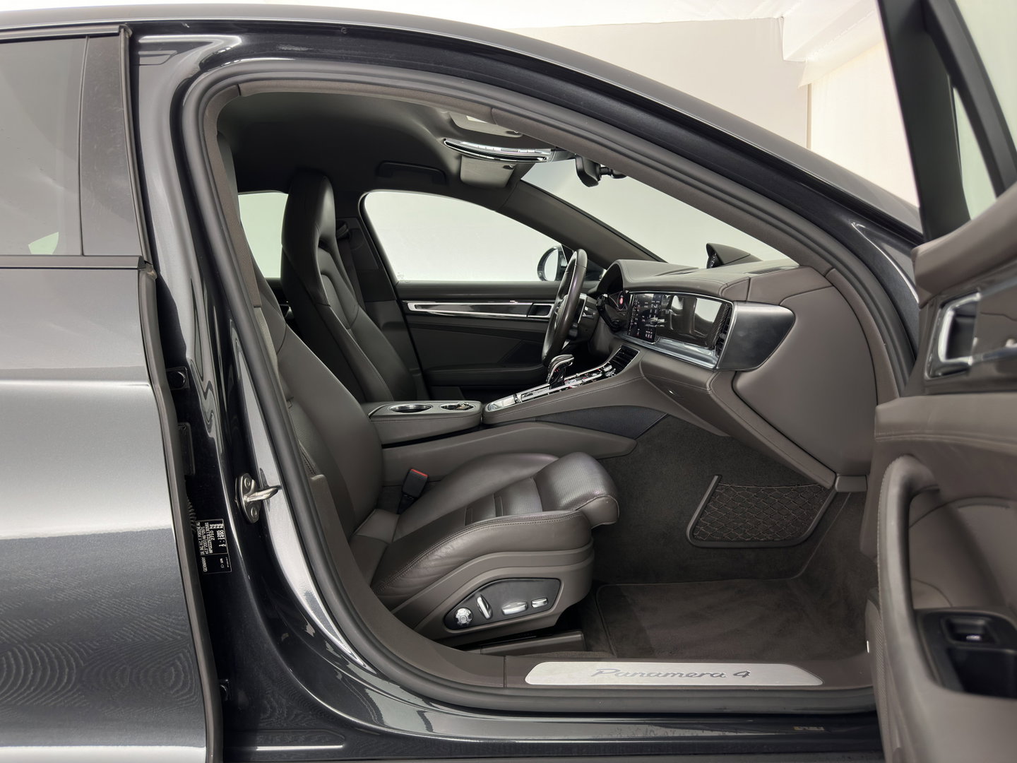 Porsche Panamera 2.9 4 E-Hybrid (Plug-in) {SoH-99%) Aut. *SPORT-CHRONO | LEATHER | BOSE-AUDIO |  FULL-LED | SOFTCLOSE | ADAPTIVE-CRUISE | BLINDSPOT | MEMORY-PACK | HEATED-SPORTSEATS | CARBON | CAMERA | DIGI-COCKPIT | PRIVACY-GLASS | 20''ALU*