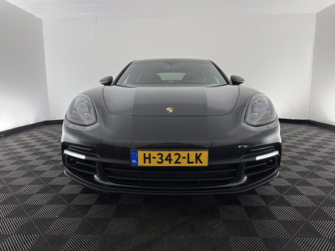 Porsche Panamera 2.9 4 E-Hybrid (Plug-in) {SoH-99%) Aut. *SPORT-CHRONO | LEATHER | BOSE-AUDIO |  FULL-LED | SOFTCLOSE | ADAPTIVE-CRUISE | BLINDSPOT | MEMORY-PACK | HEATED-SPORTSEATS | CARBON | CAMERA | DIGI-COCKPIT | PRIVACY-GLASS | 20''ALU*