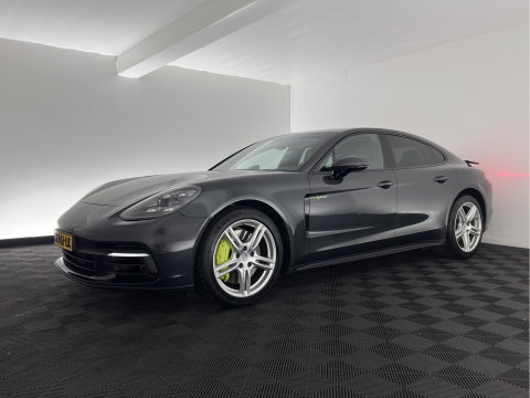 Porsche Panamera 2.9 4 E-Hybrid (Plug-in) {SoH-99%) Aut. *SPORT-CHRONO | LEATHER | BOSE-AUDIO |  FULL-LED | SOFTCLOSE | ADAPTIVE-CRUISE | BLINDSPOT | MEMORY-PACK | HEATED-SPORTSEATS | CARBON | CAMERA | DIGI-COCKPIT | PRIVACY-GLASS | 20''ALU*