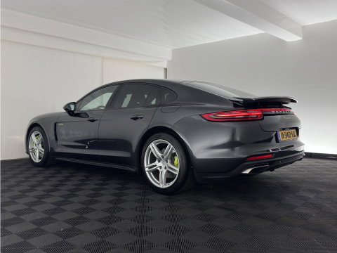 Porsche Panamera 2.9 4 E-Hybrid (Plug-in) {SoH-99%) Aut. *SPORT-CHRONO | LEATHER | BOSE-AUDIO |  FULL-LED | SOFTCLOSE | ADAPTIVE-CRUISE | BLINDSPOT | MEMORY-PACK | HEATED-SPORTSEATS | CARBON | CAMERA | DIGI-COCKPIT | PRIVACY-GLASS | 20''ALU*
