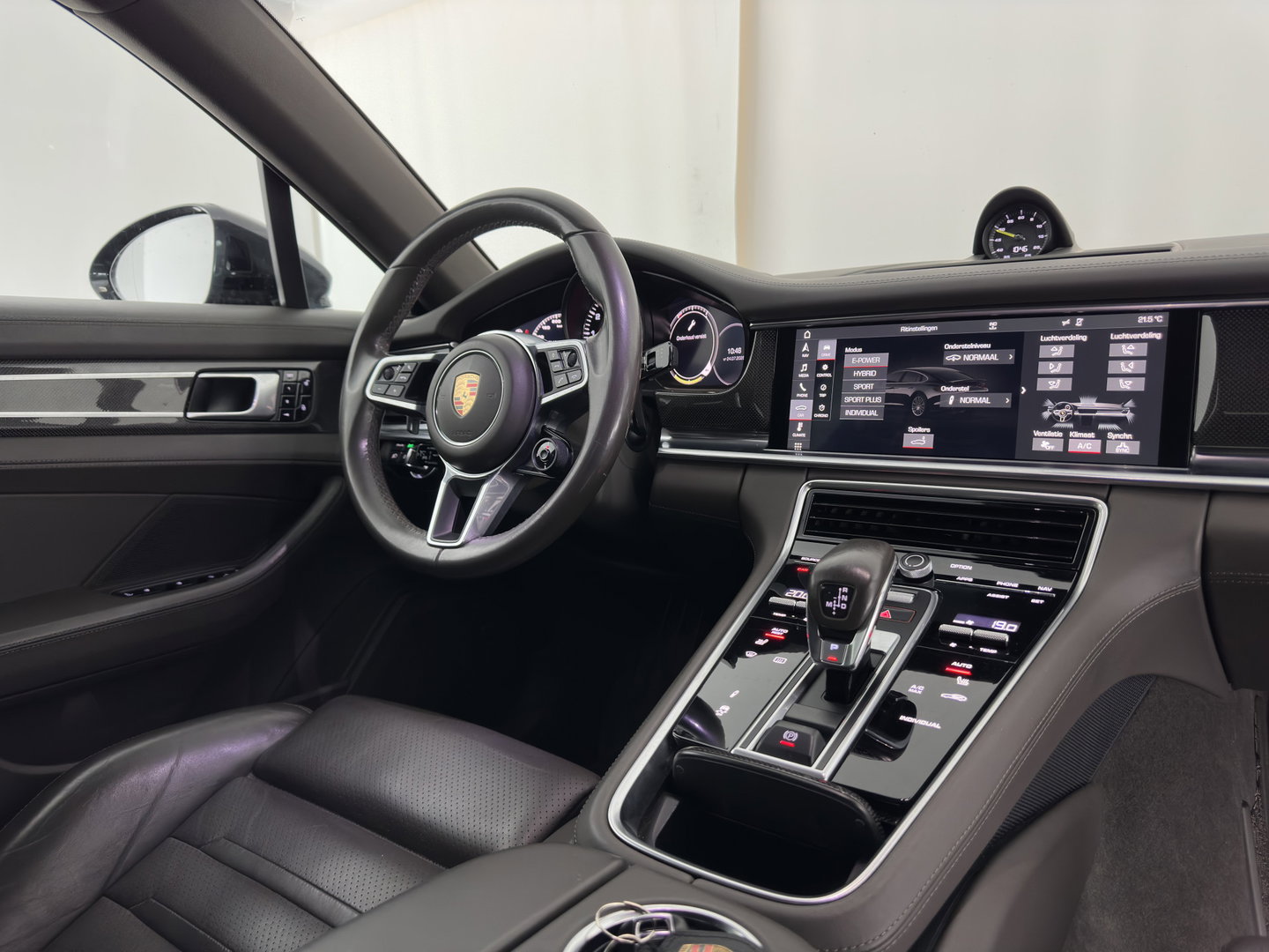 Porsche Panamera 2.9 4 E-Hybrid (Plug-in) {SoH-99%) Aut. *SPORT-CHRONO | LEATHER | BOSE-AUDIO |  FULL-LED | SOFTCLOSE | ADAPTIVE-CRUISE | BLINDSPOT | MEMORY-PACK | HEATED-SPORTSEATS | CARBON | CAMERA | DIGI-COCKPIT | PRIVACY-GLASS | 20''ALU*