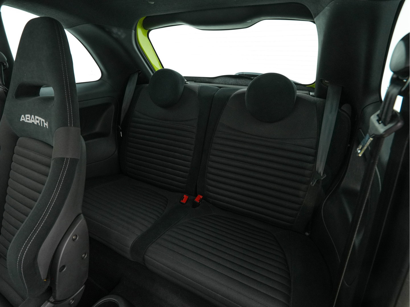 Abarth 695 1.4 T-Jet Competizione 70th Anniversary ( One of 1958 ! ) (INCL-BTW) Aut. *AKRAPOVIC-EXHAUST | RECARO-SPORTSEATS | XENON | NAVI-FULLMAP | BREMBO-BRAKES | CARBON | SHIFTPADDLES | DIGI-COCKPIT | DAB+ | ECC | PDC | CRUISE | 17''ALU*