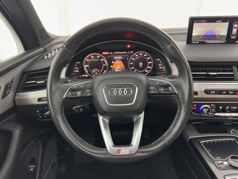 Audi Q7 3.0 TDI e-tron Quattro Sport (Plug-in) *PANO | LEATHER | FULL-LED | MEMORY-PACK | BOSE-AUDIO | CAMERA | DIGI-COCKPIT | HEATED-COMFORTSEATS | NAVI-FULLMAP | AIRSUSPENSION | PRIVACY-GLASS | SHIFTPADDLES | HEAD-UP | TOWBAR | 22''ALU*