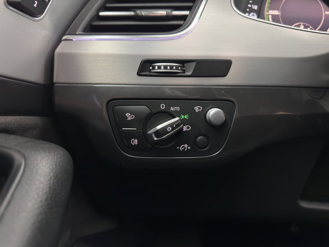 Audi Q7 3.0 TDI e-tron Quattro Sport (Plug-in) *PANO | LEATHER | FULL-LED | MEMORY-PACK | BOSE-AUDIO | CAMERA | DIGI-COCKPIT | HEATED-COMFORTSEATS | NAVI-FULLMAP | AIRSUSPENSION | PRIVACY-GLASS | SHIFTPADDLES | HEAD-UP | TOWBAR | 22''ALU*