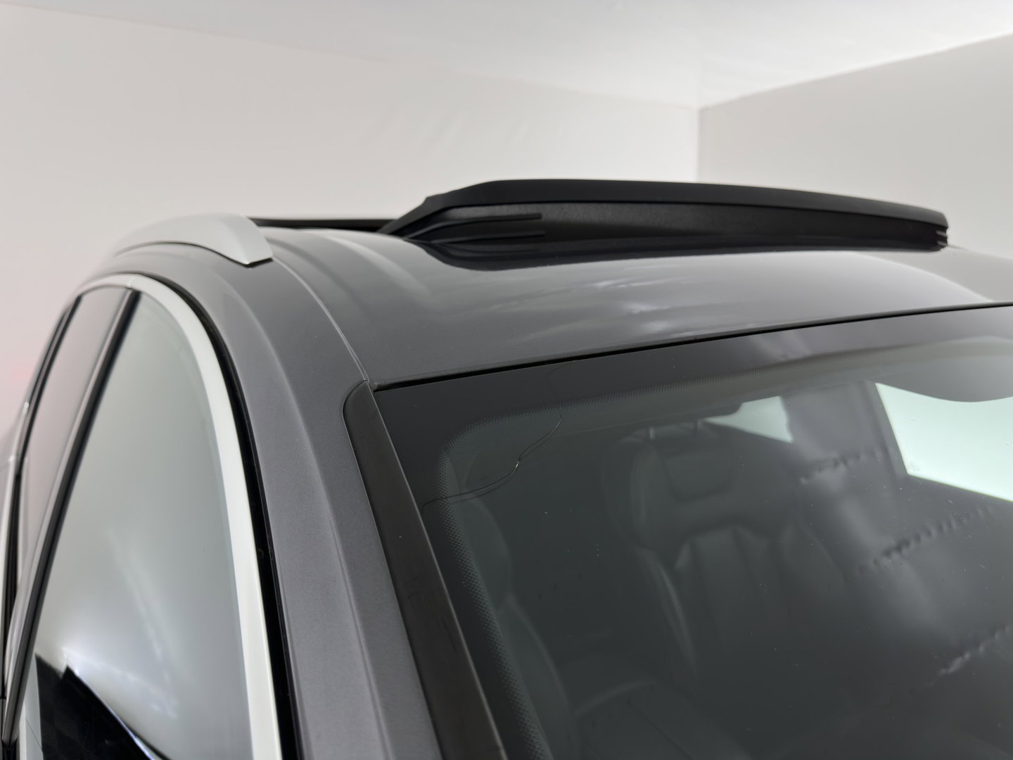Audi Q7 3.0 TDI e-tron Quattro Sport (Plug-in) *PANO | LEATHER | FULL-LED | MEMORY-PACK | BOSE-AUDIO | CAMERA | DIGI-COCKPIT | HEATED-COMFORTSEATS | NAVI-FULLMAP | AIRSUSPENSION | PRIVACY-GLASS | SHIFTPADDLES | HEAD-UP | TOWBAR | 22''ALU*