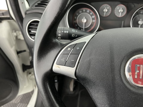 Fiat Punto Evo 1.3 M-Jet Street *AIRCO | CRUISE | COMFORTSEATS | RADIO-CD | 15''ALU*