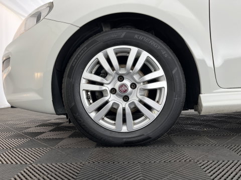 Fiat Punto Evo 1.3 M-Jet Street *AIRCO | CRUISE | COMFORTSEATS | RADIO-CD | 15''ALU*