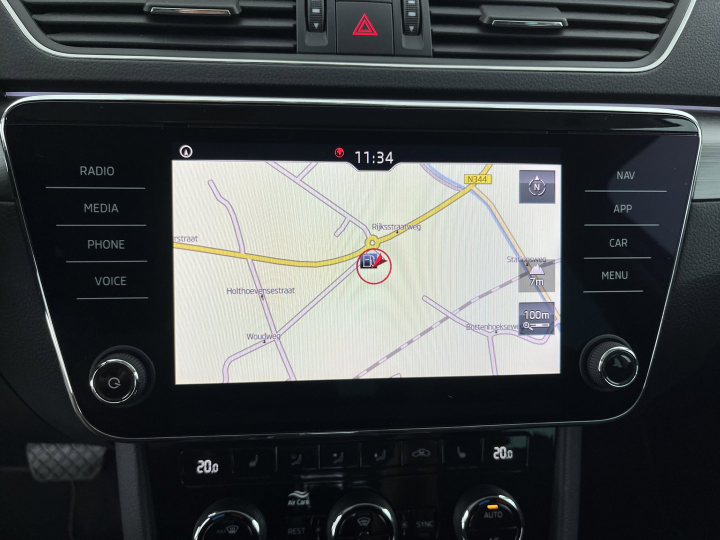 Škoda Superb Combi 1.5 TSI ACT Style Business (INCL-BTW) Aut. *LEATHER-MICROFIBRE | XENON | CANTON-AUDIO | MEMORY-PACK | NAVI-FULLMAP | CAMERA | KEYLESS | HEATED-COMFORTSEATS | PRIVACY-GLASS | SHIFTPADDLES | ECC | PDC | CRUISE | 18''ALU*
