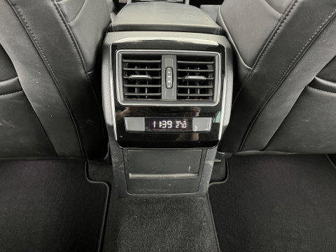 Škoda Superb Combi 1.5 TSI ACT Style Business (INCL-BTW) Aut. *LEATHER-MICROFIBRE | XENON | CANTON-AUDIO | MEMORY-PACK | NAVI-FULLMAP | CAMERA | KEYLESS | HEATED-COMFORTSEATS | PRIVACY-GLASS | SHIFTPADDLES | ECC | PDC | CRUISE | 18''ALU*