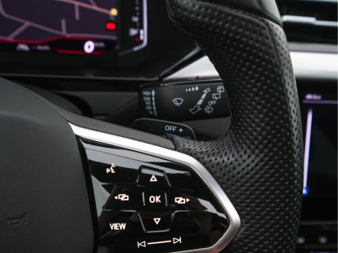 Volkswagen Arteon Shooting Brake 1.4 TSI eHybrid R-Line Business (Plug-in) {SoH-90%} (INCL-BTW) *PANO | LEATHER-ARTVELOURS | FULL-LED | CAMERA | ADAPTIVE-CRUISE | HEATED-SPORTSEATS | KEYLESS | NAVI-FULLMAP | PRIVACYGLASS | SHIFTPADDLES | DIGI-COCKPIT | TOWBAR | 18''ALU*