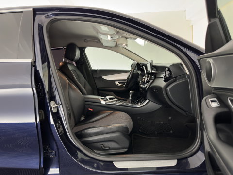 Mercedes-Benz C-Klasse 200 CDI (INCL-BTW) *LEATHER-FABRIC | NAVI-FULLMAP | COMFORTSEATS | ECC | PDC | CRUISE | PRIVACY-GLASS | 17''ALU*