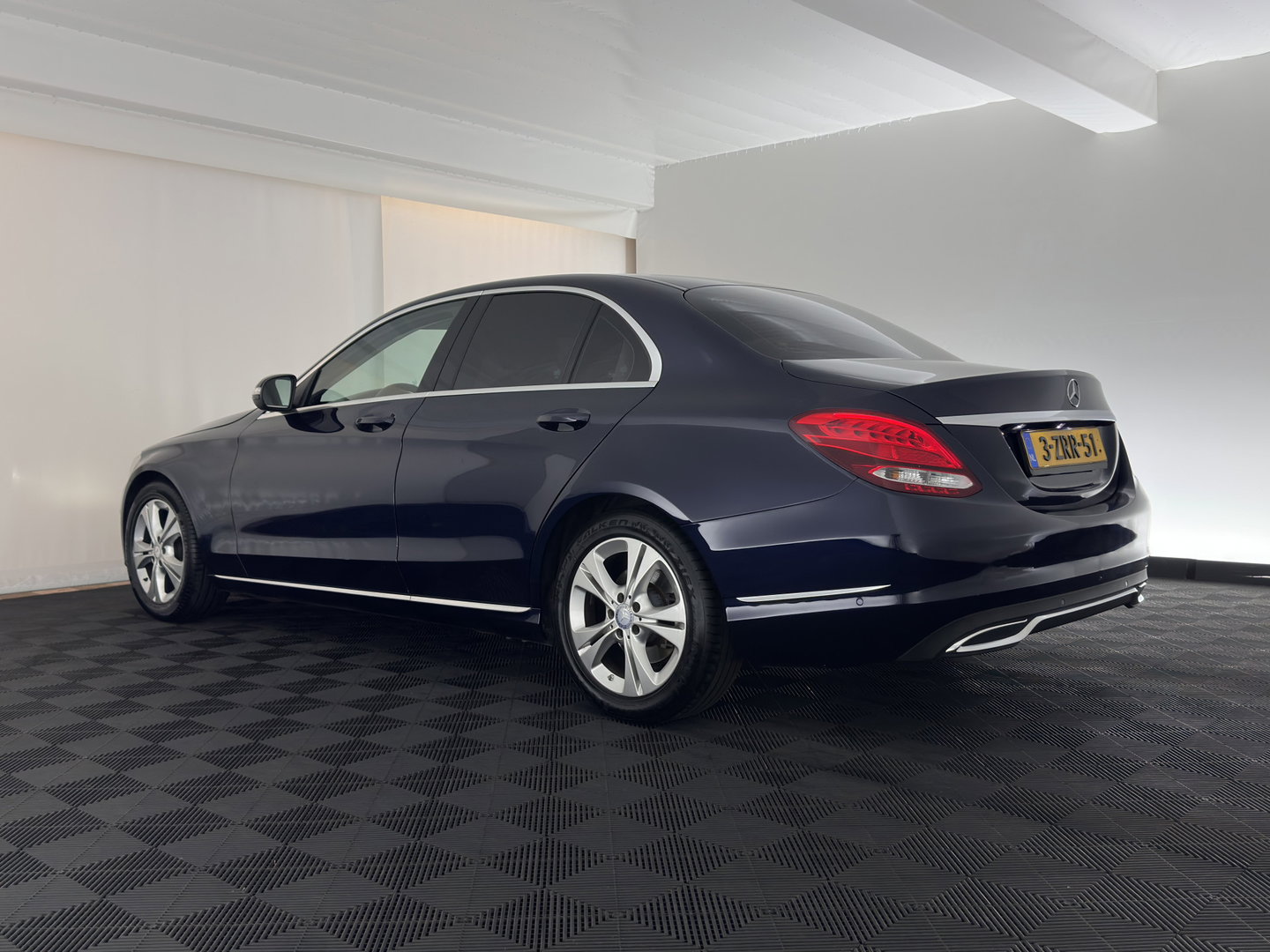 Mercedes-Benz C-Klasse 200 CDI (INCL-BTW) *LEATHER-FABRIC | NAVI-FULLMAP | COMFORTSEATS | ECC | PDC | CRUISE | PRIVACY-GLASS | 17''ALU*