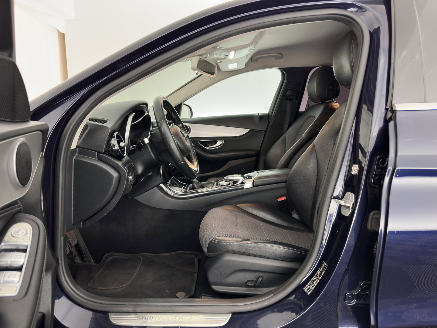 Mercedes-Benz C-Klasse 200 CDI (INCL-BTW) *LEATHER-FABRIC | NAVI-FULLMAP | COMFORTSEATS | ECC | PDC | CRUISE | PRIVACY-GLASS | 17''ALU*