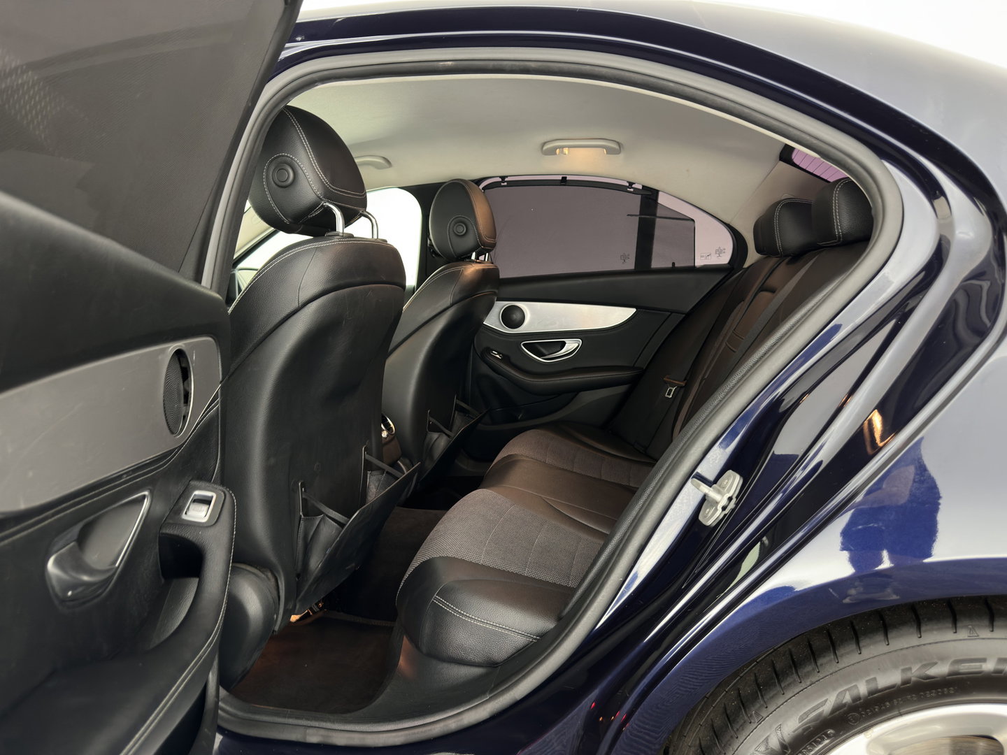 Mercedes-Benz C-Klasse 200 CDI (INCL-BTW) *LEATHER-FABRIC | NAVI-FULLMAP | COMFORTSEATS | ECC | PDC | CRUISE | PRIVACY-GLASS | 17''ALU*